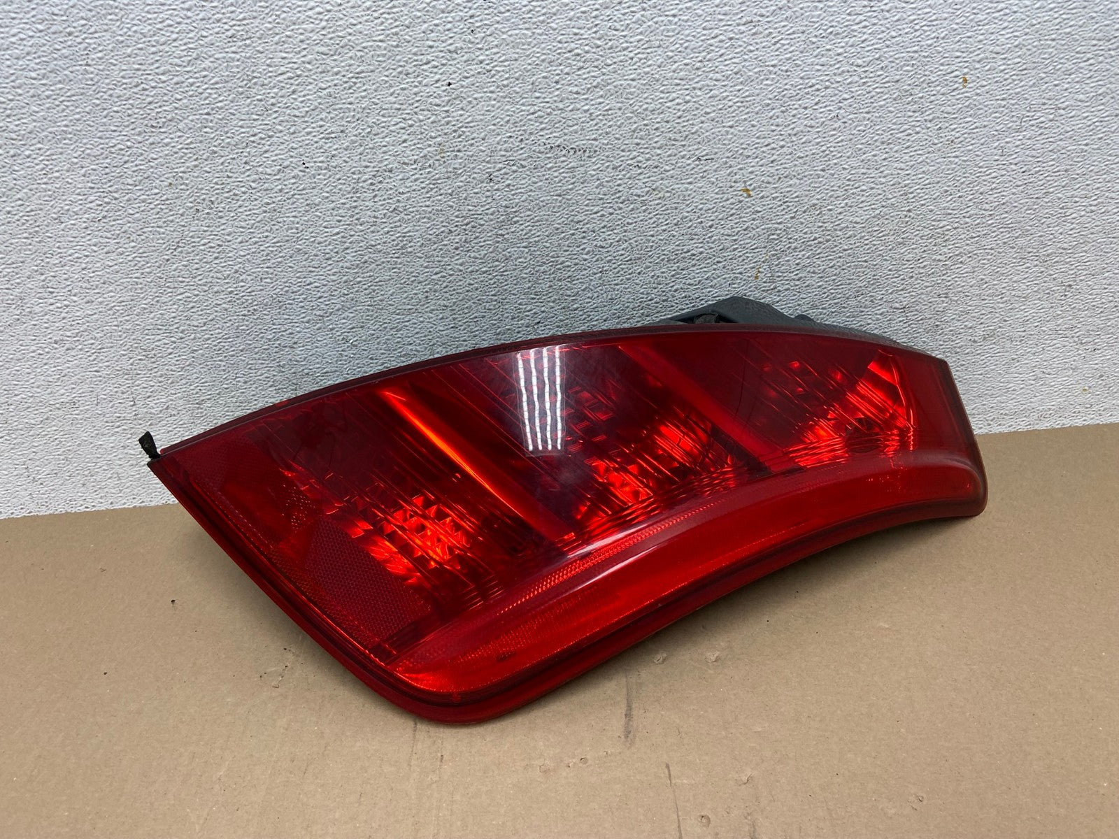 2003 2004 2005 Nissan Murano Right Passenger Rh Side Tail Light AE7179 LK0