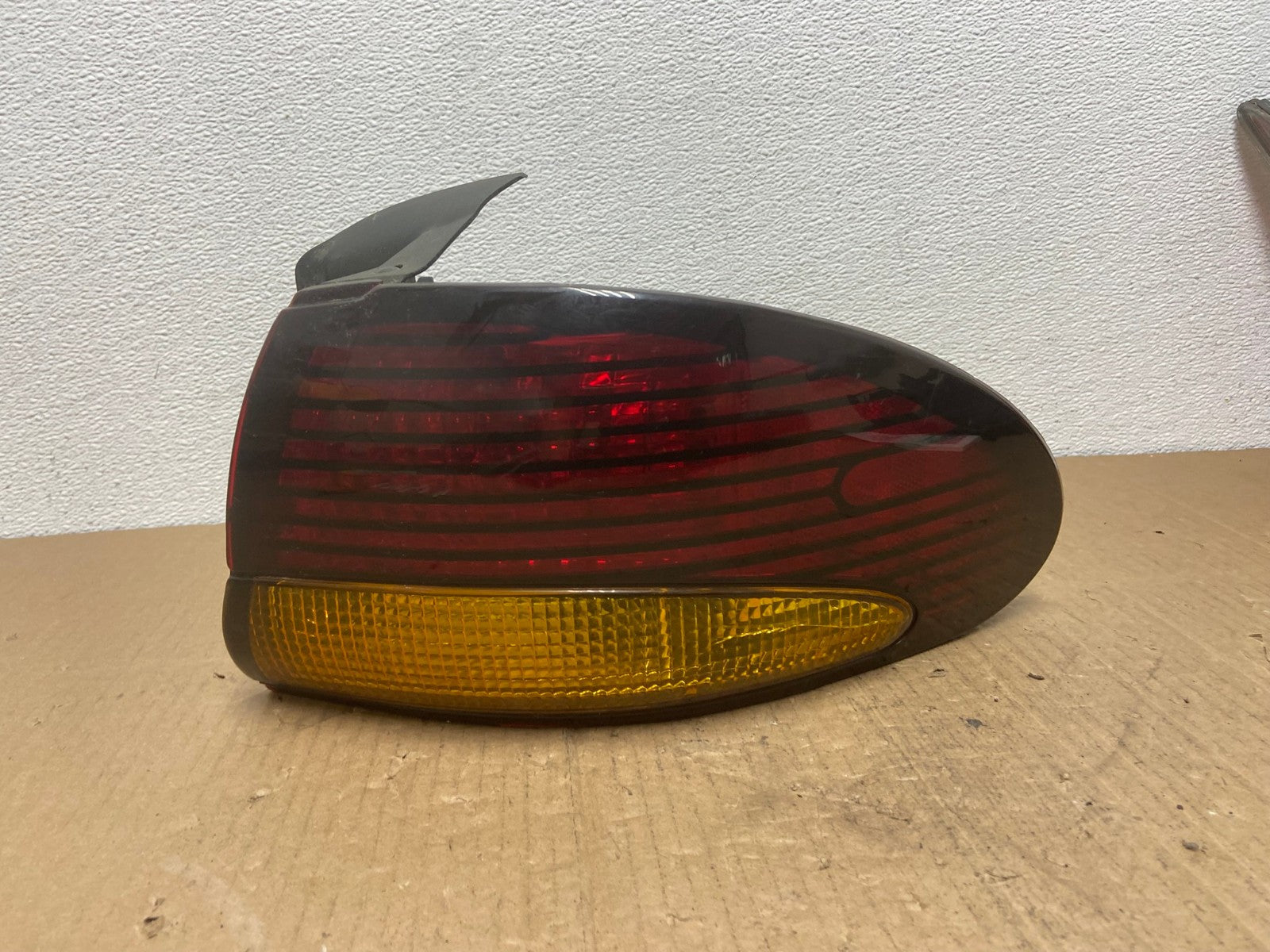 1996 to 1999 Pontiac Bonneville Right Passenger RH Side Tail Light OEM AB8290 LK0
