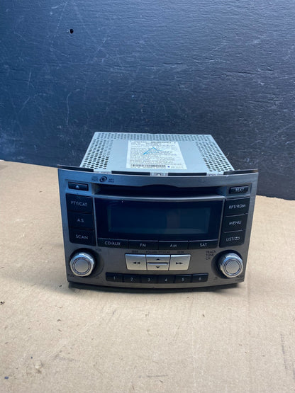 2010 - 2014 Subaru Outback Radio AM/FM CD Player mp3 Audio ae7396 DG0