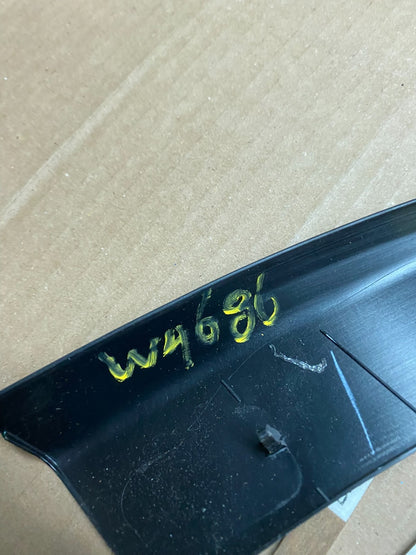 2020 to 2023 BMW X6 G06 Left front door glass trim 7455699 W4686 PS11