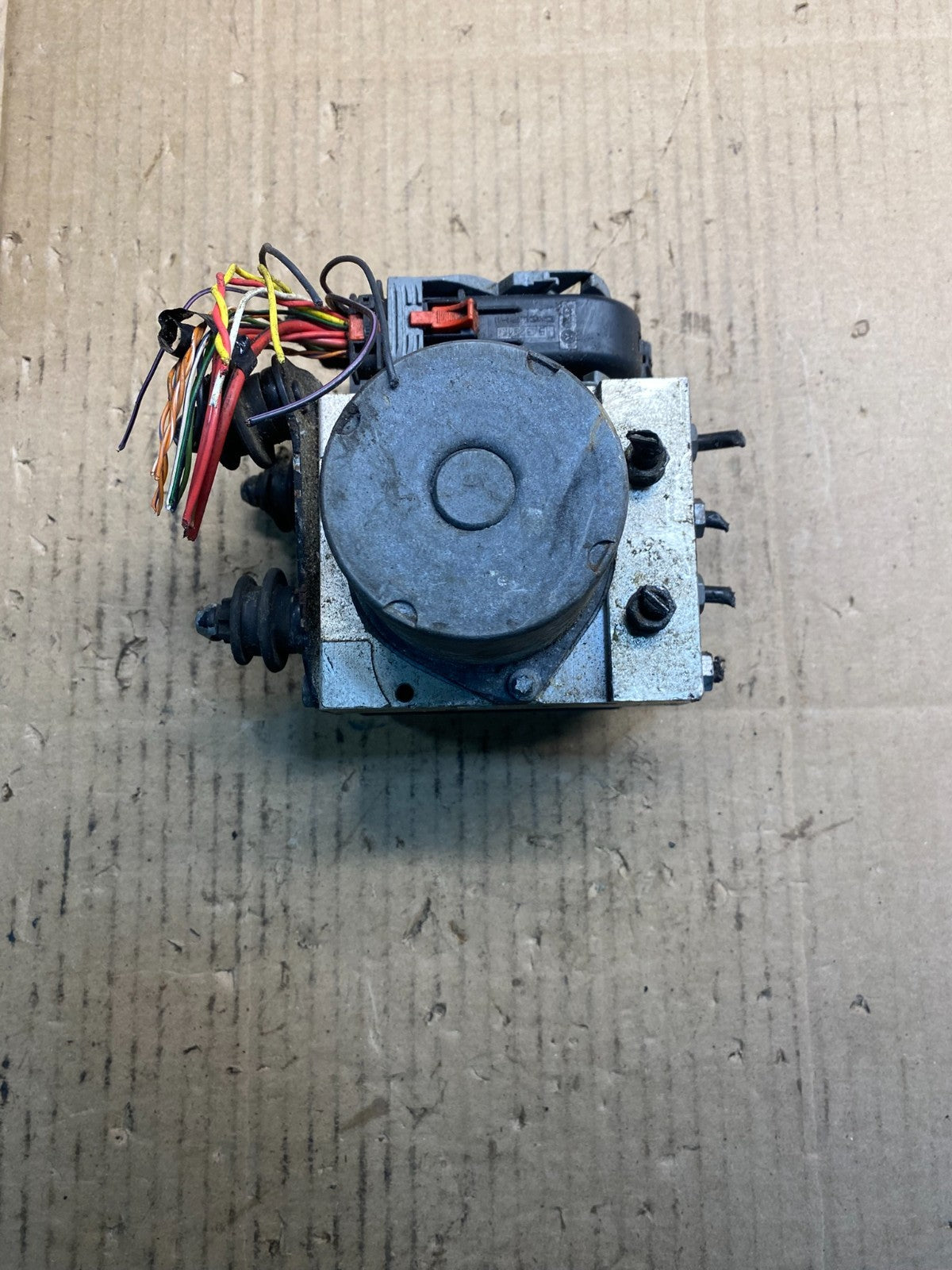 2009 to 2012 Audi A4 ABS Anti-Lock Brake Pump 8K0907379AB OEM ab2717 DG1