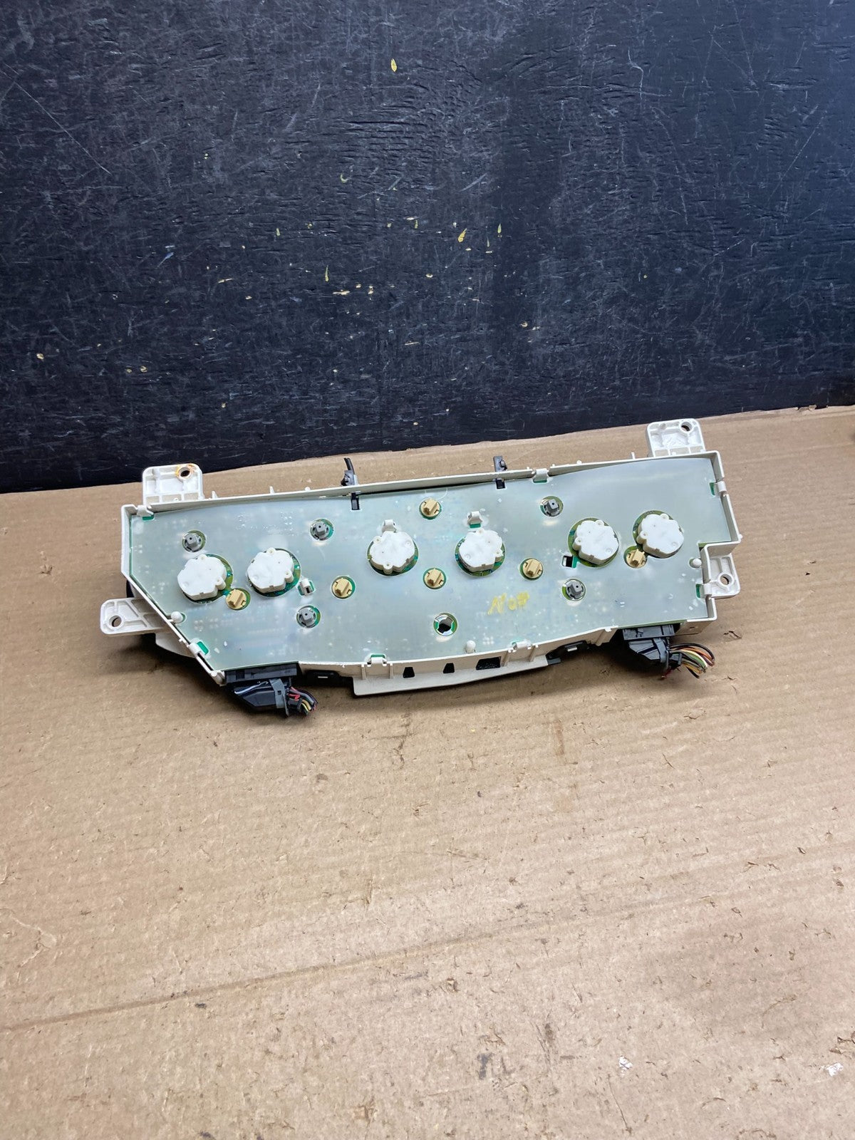 2004 to 2008 Ford E150 E250 Speedometer Cluster Gauge AH3912 PS5