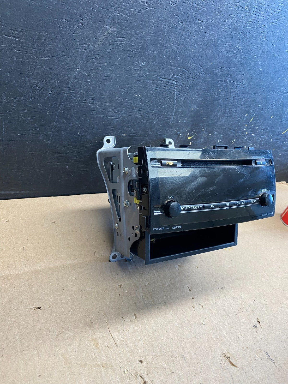 2006 to 2009 Toyota Prius OEM Radio AM/FM CD Player Oem T4477 DG2