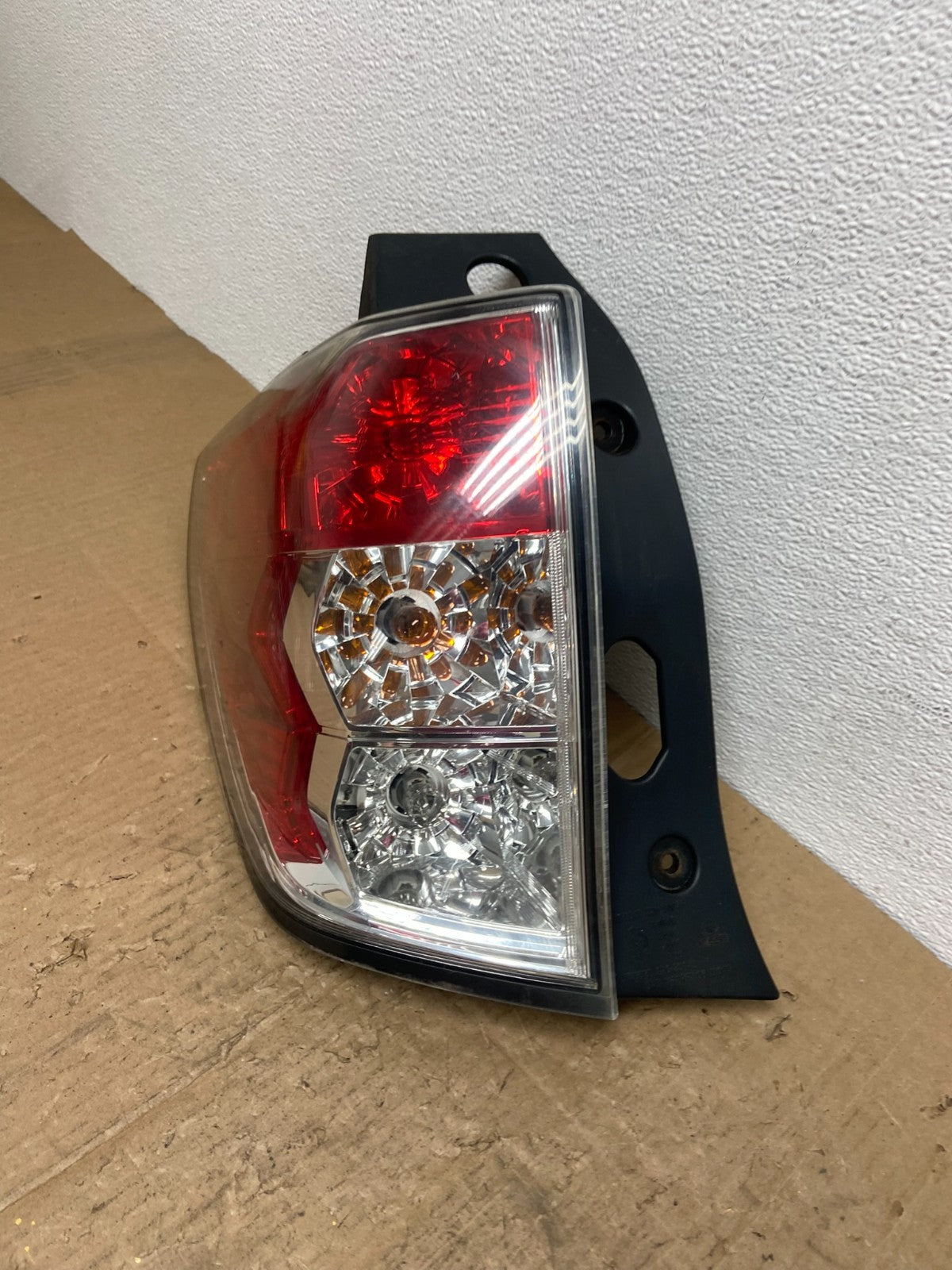2009 - 2013 Subaru Forester Left Driver Lh Side Tail Light AB8502 DW1