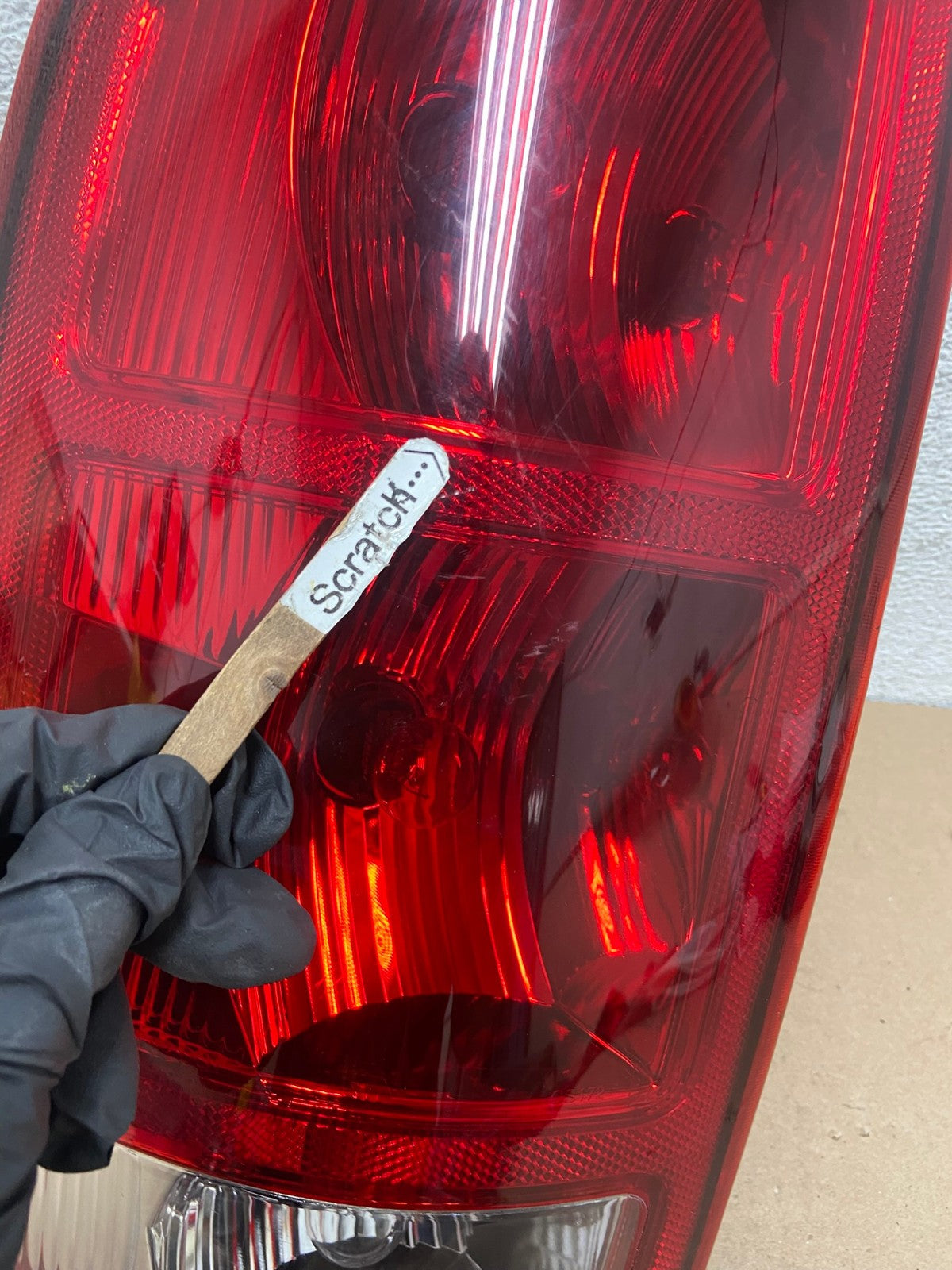 2002 to 2006 Dodge Ram 1500 Left Driver side Tail Light AG4782 LK4