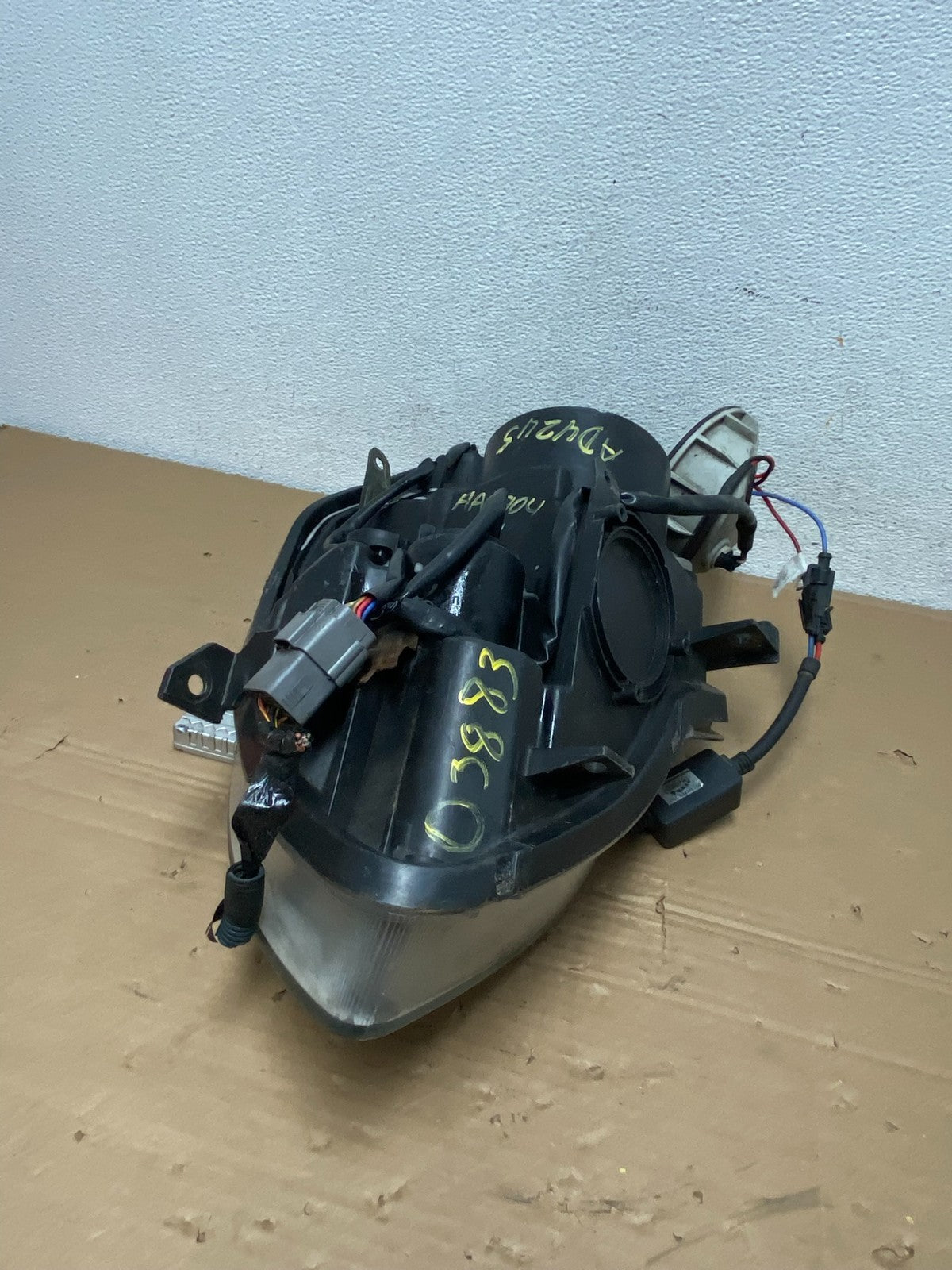 2004 2005 2006 Nissan Maxima Right Passenger Side Headlight Halogen AD4245 DW8