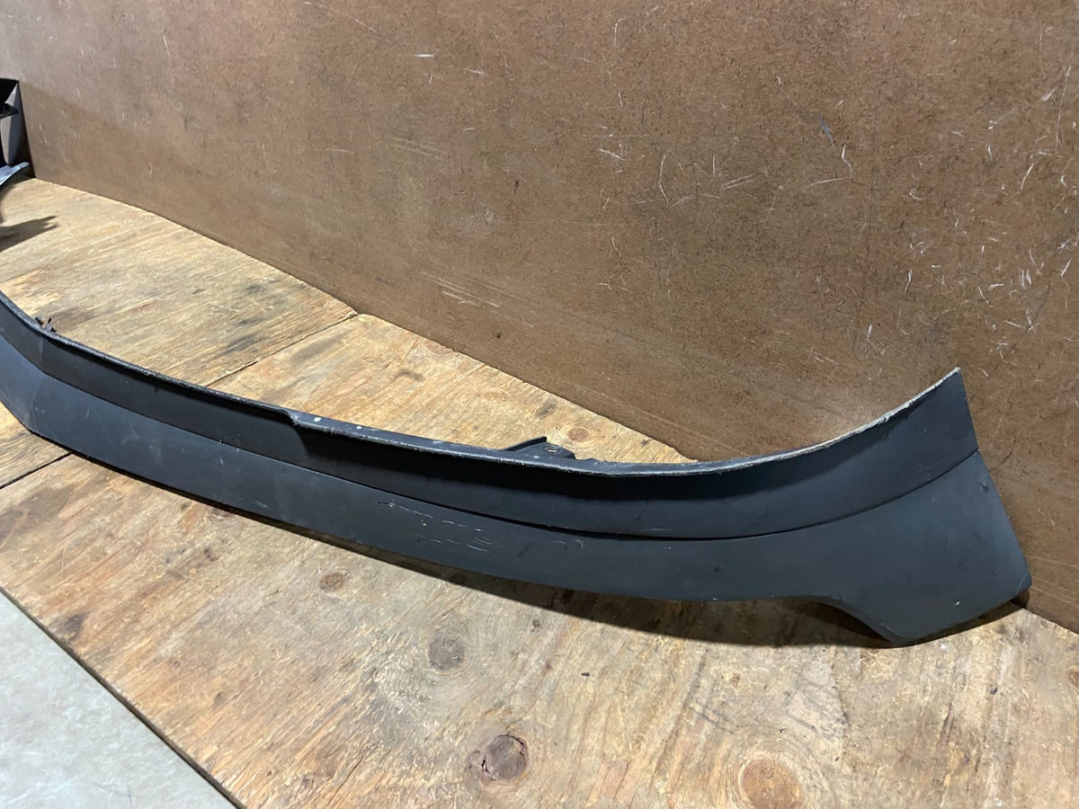 2013 to 2017 Chevrolet Traverse Front Bumper Lower Valance 20983796 AF35762