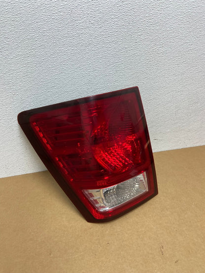 2007 to 2010 Jeep Grand Cherokee Left Driver Lh Tail Light Oem AC1690 LK2