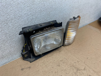 1993- to 1996 Ford E150 Van Driver Left Side Headlight Sealed Beam S3944 PS2