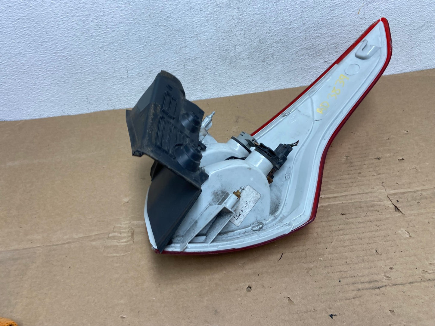 2013 to 2016 Ford Escape Left Driver LH Side Tail Light AD3839 LK6