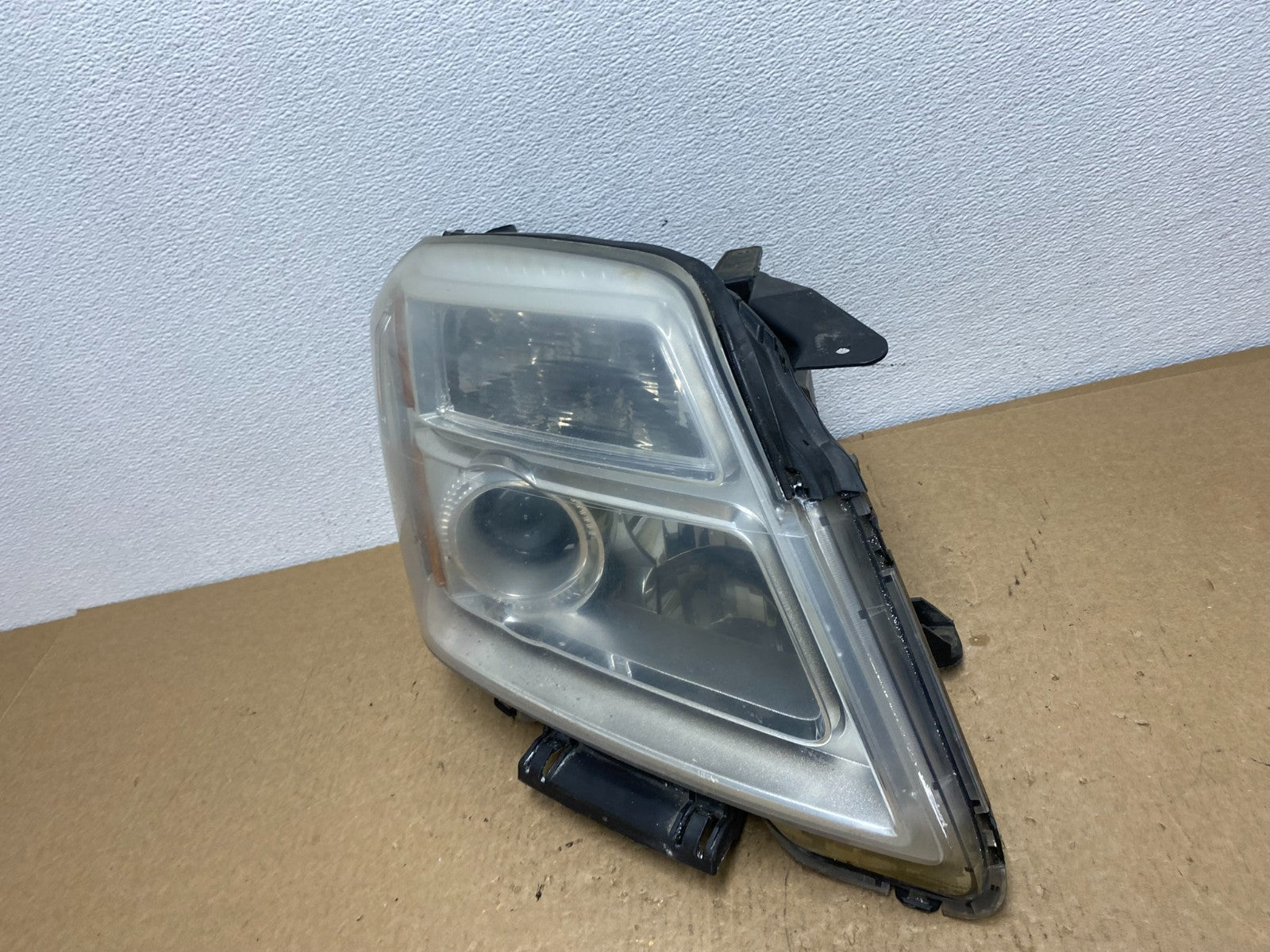 2010 to 2015 GMC Terrain Halogen Passenger Right Rh Side Headlight Oem AC1357 DW1
