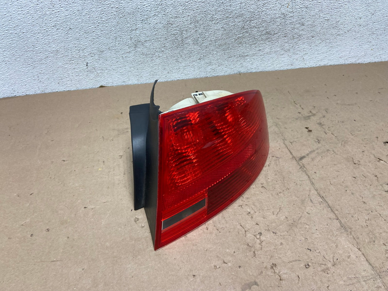 2006 2007 2008 Audi A4 Sedan Right Passenger Rh Side Tail Light AG5672 LK2