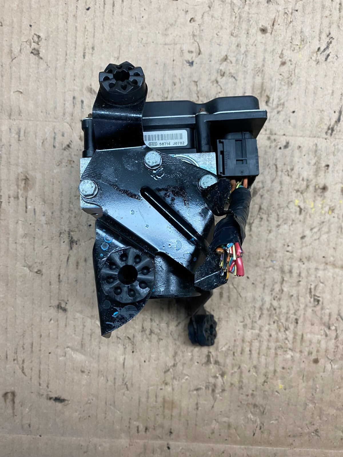 2004 2005 2006 BMW X3 ABS Anti-Lock Brake Pump 3451 6773012-0 OEM C2243 DG11