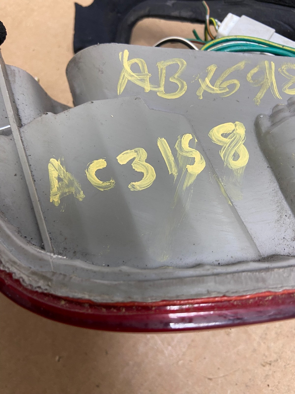 2000 to 2001 Toyota Camry Right Passenger Rh Tail Light OEM AC3158 DW6