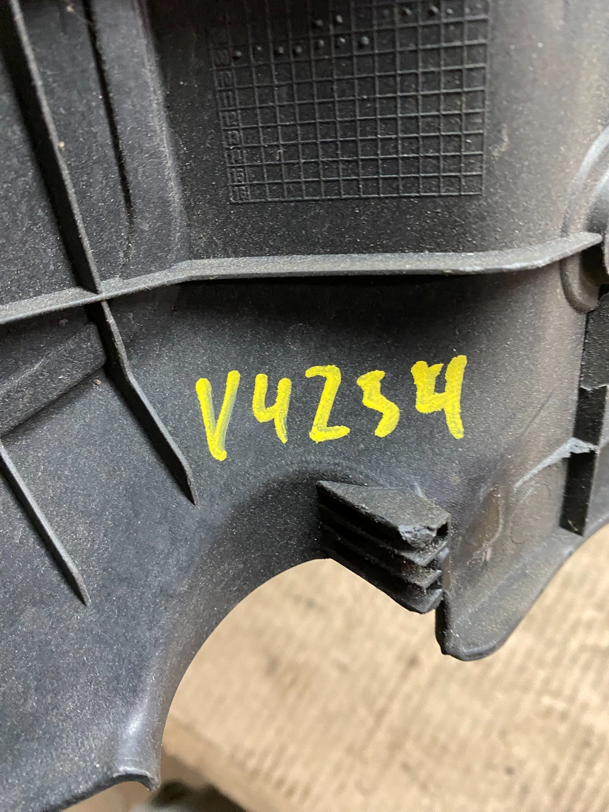 2008 - 2012 Hyundai Elantra 2.0L Engine Motor Cover V4254 DG9