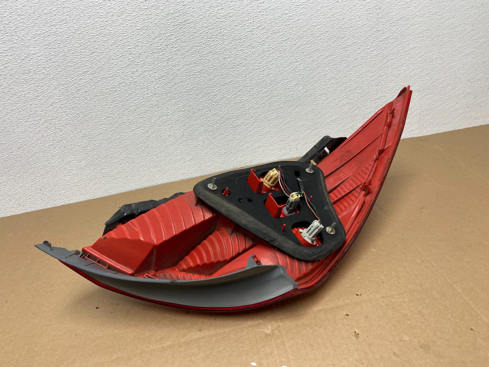 2003 2004 2005 Honda Accord Coupe Right Passenger Rh Tail Light AB6321 DW6