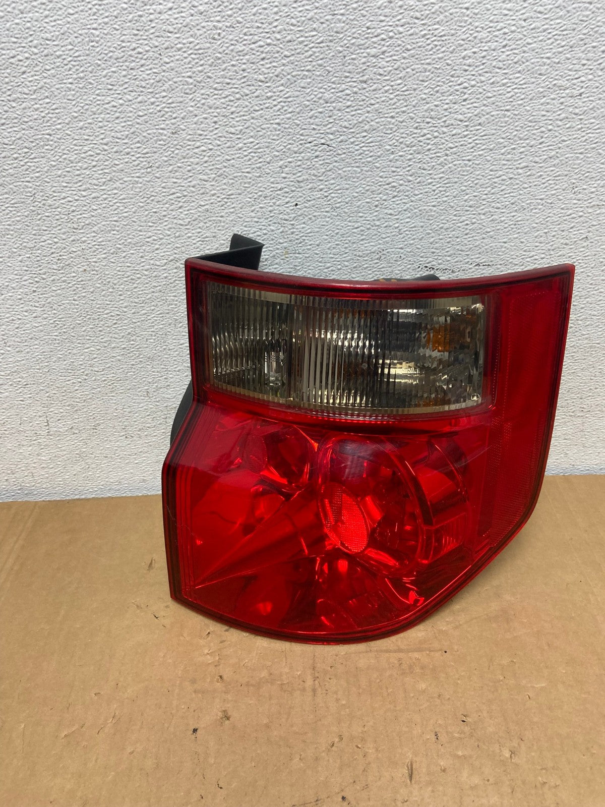 2003 to 2008 Honda Element Right Passenger Rh Side Tail Light AD2775 LK0