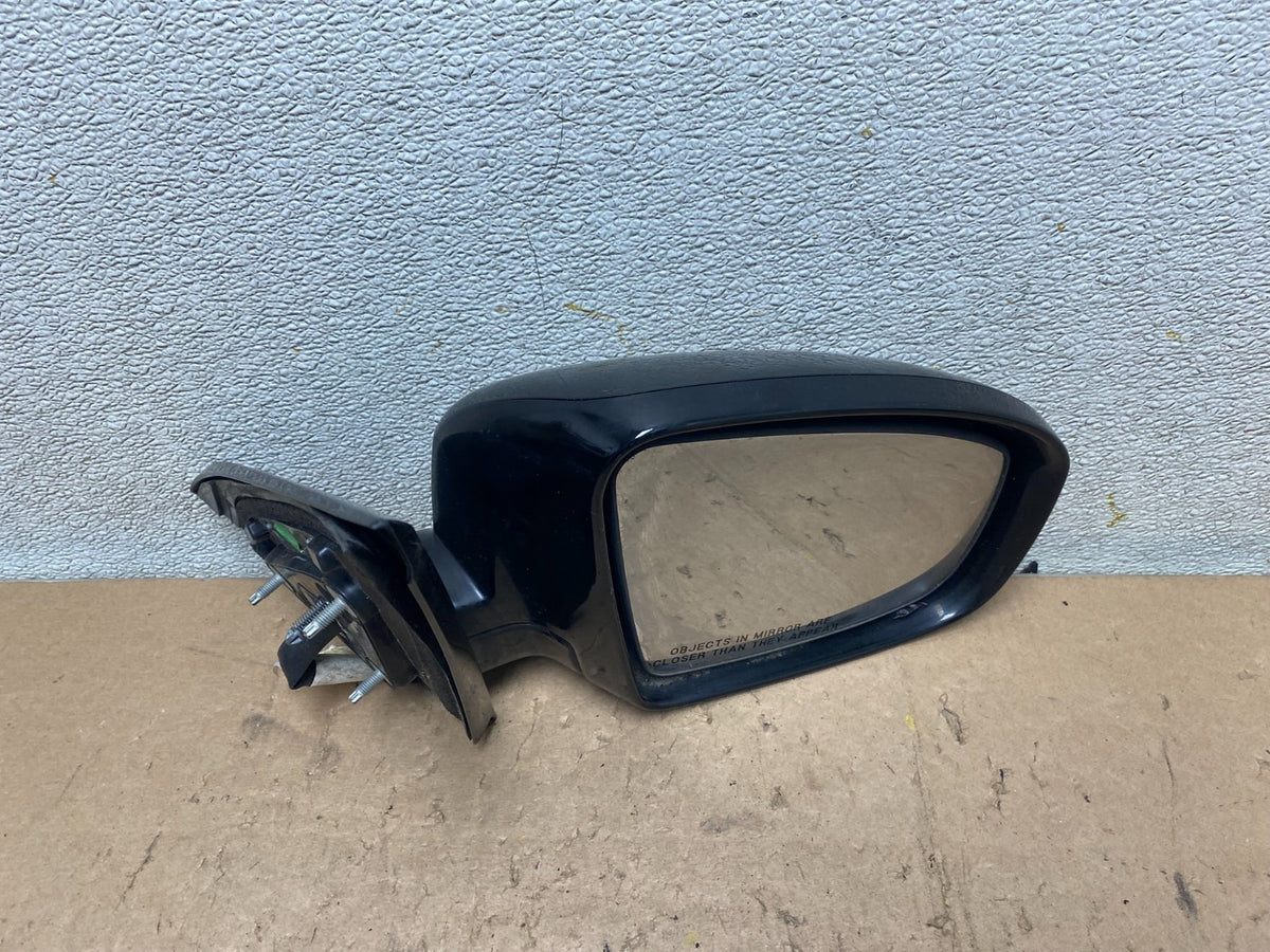 2013 to 2016 Nissan Pathfinder Right Passenger View Door Mirror S4263 DG6
