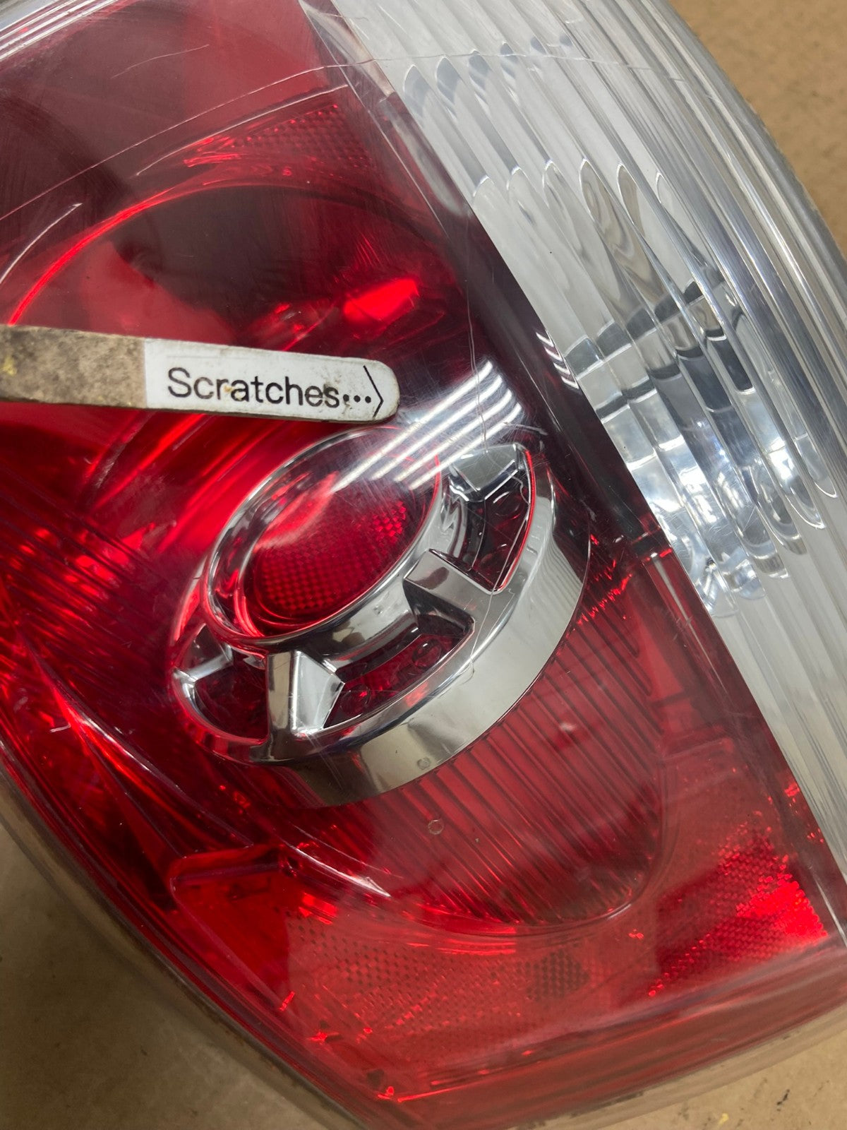 2007 to 2012 GMC Acadia Halogen Tail Light Right Passenger RH Side AD3195 LK3