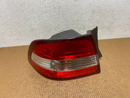 2000 2001 Lexus ES300 Outer Left Driver Lh Side Tail Light AE0346 LK0