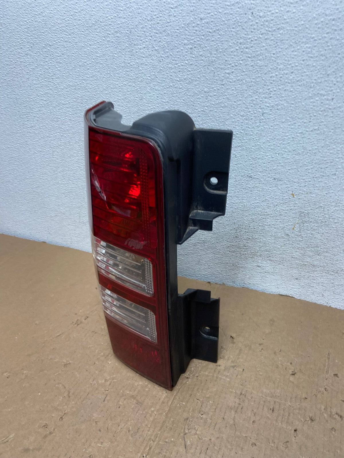 2008 to 2012 Jeep Liberty Left Driver Side Lh Tail Light AD8108 LK1