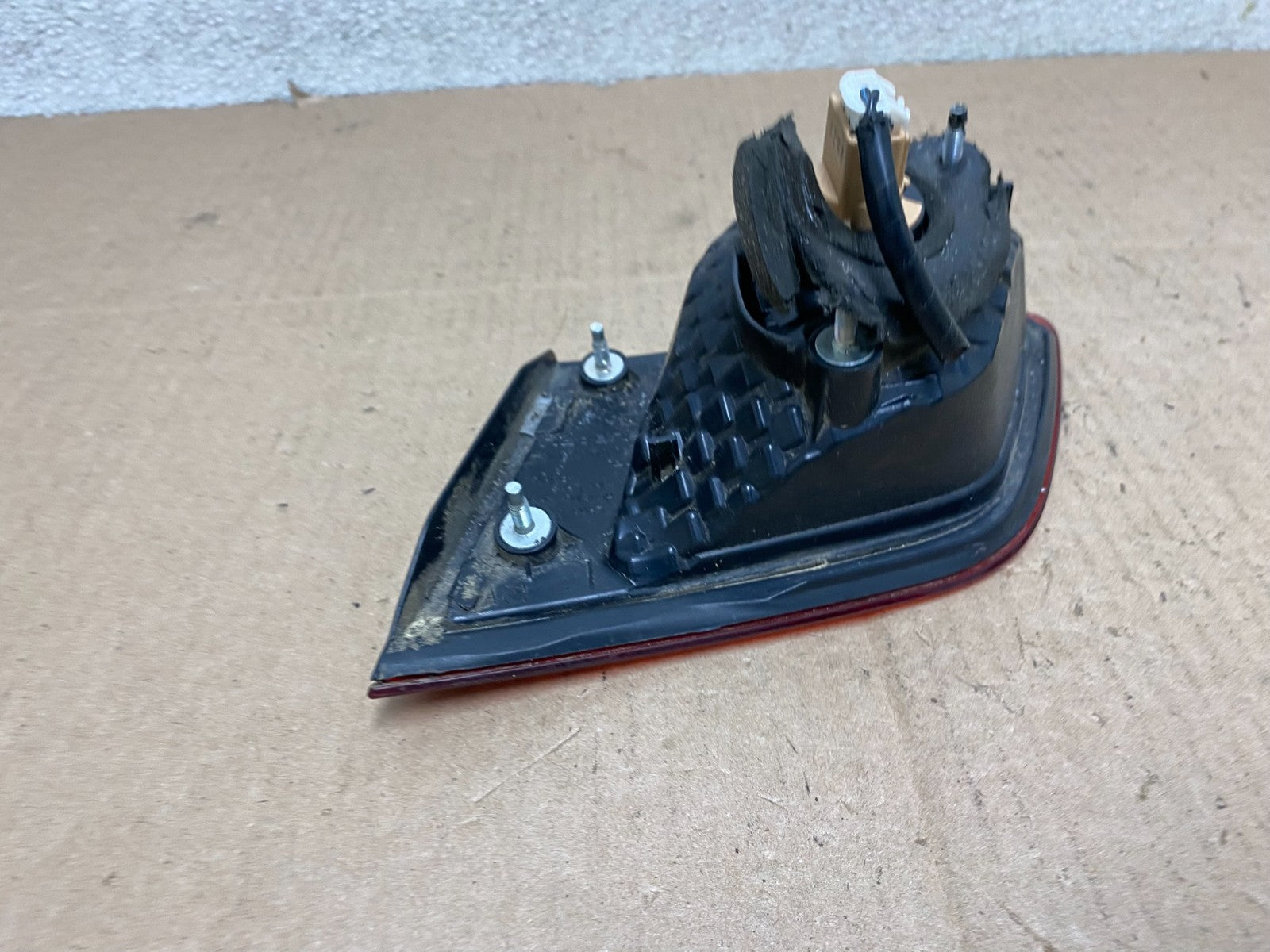 2010-2014 Subaru Legacy Left Driver LH Side Tail Light Inner OEM W0741 DW5