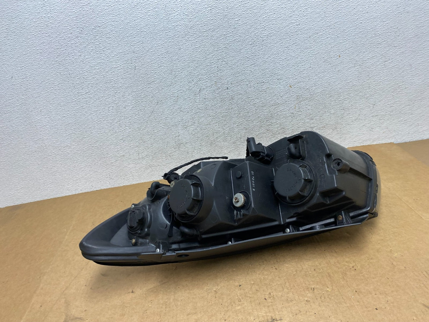 2007 2008 2009 Hyundai Santa Fe Right Passenger Halogen Headlight AE3259 DW4