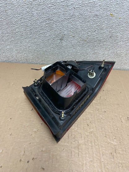 1995 1996 Nissan Maxima Left Driver LH Side Tail light Oem AB2429 DW4