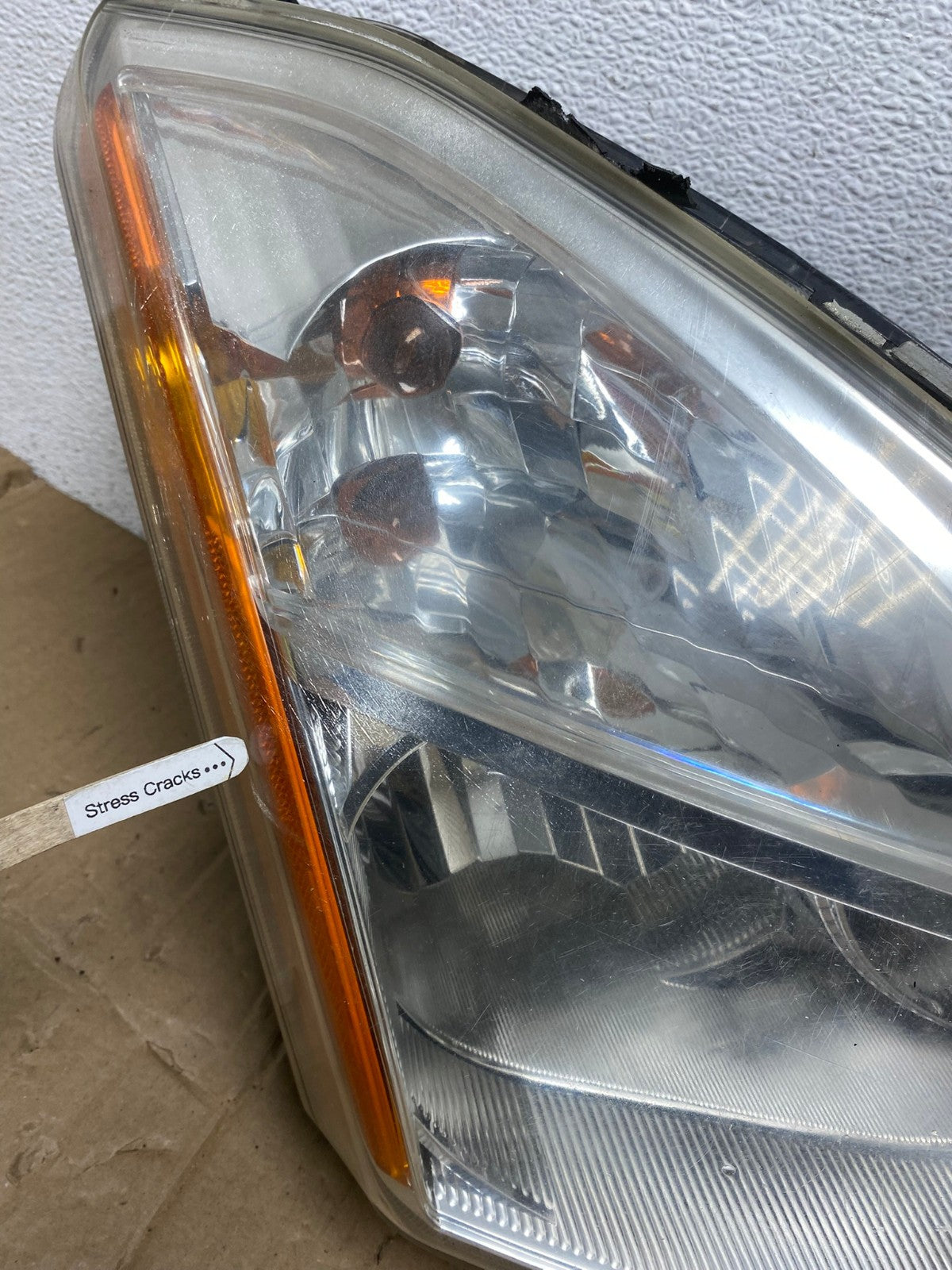 2009-2013 Nissan Rogue Right Passenger Halogen Headlight AE8962 LK4