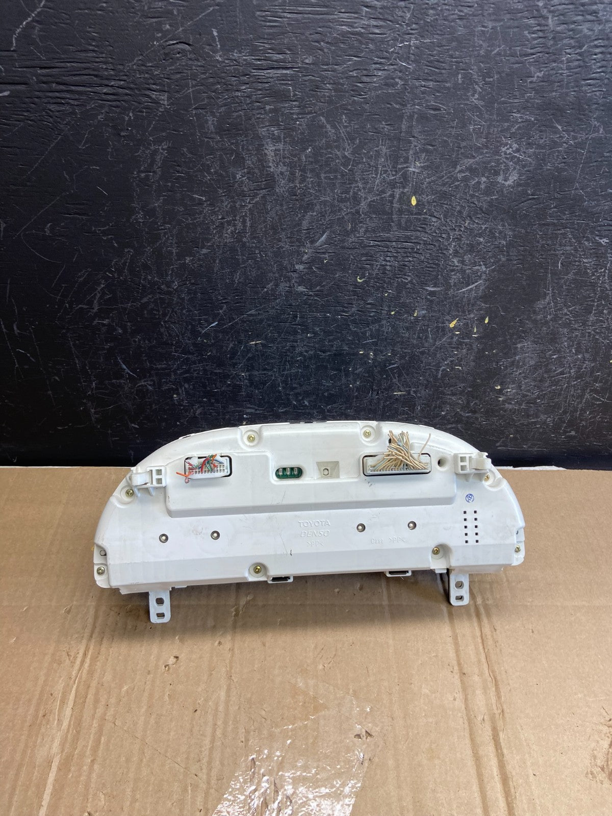 2002 2003 2004 Toyota Camry Speedometer Instrument Cluster AD7145 DG4