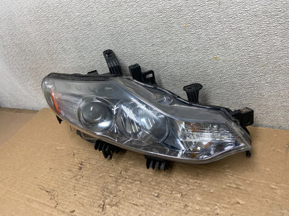 2011 to 2014 Nissan Murano Headlight Right Passenger Rh Oem Halogen AB4933 DW1