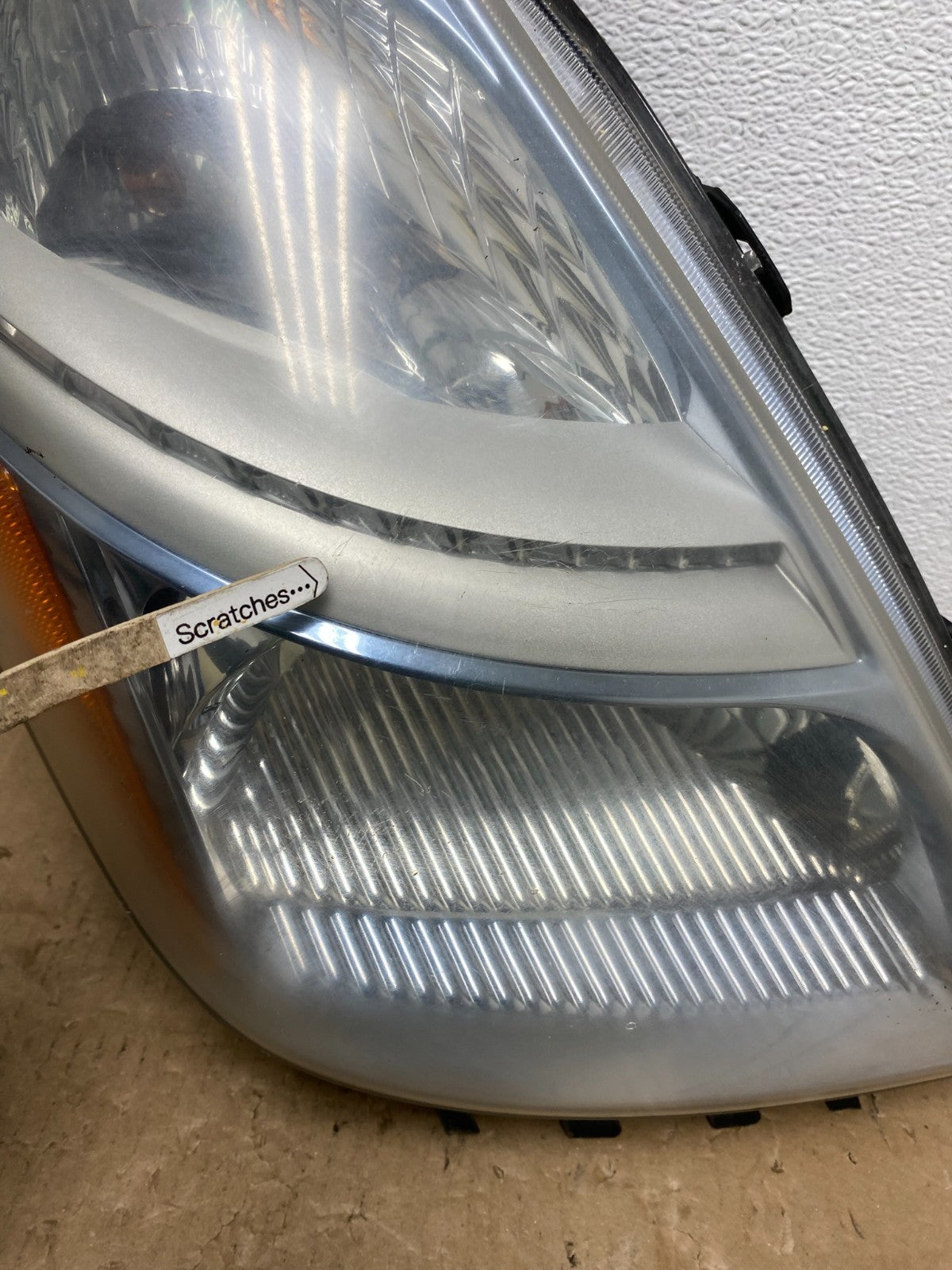 2006 - 2009 Toyota Prius Right Passenger Rh Side Headlight Halogen AB6948 DW3
