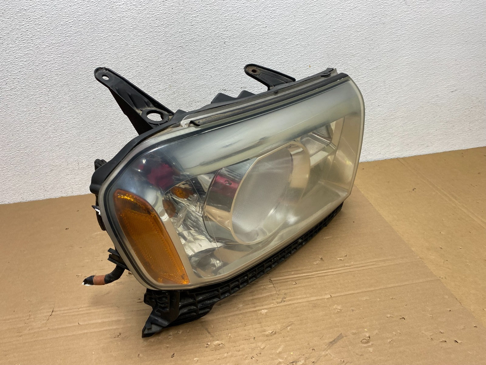 2009 2010 2011 Honda Pilot Right Passenger RH Halogen Headlight AD4238 DW2
