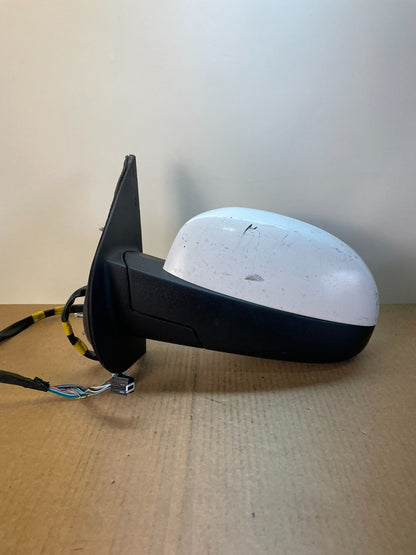 2007 to 2013 Chevrolet Tahoe Silverado Suburban Left Driver Mirror AF5485 DW0