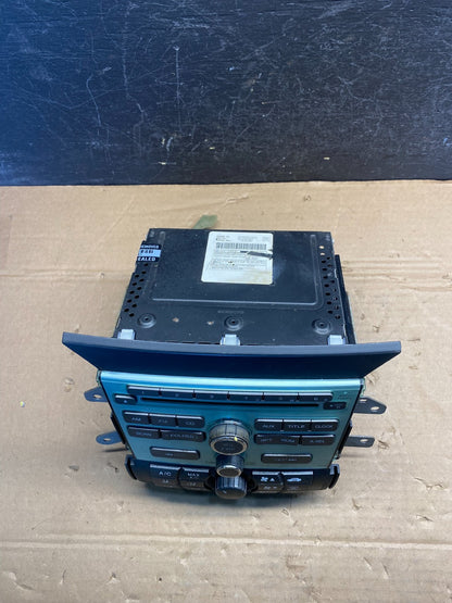 2009 to 2011 Honda Pilot AM FM CD Audio Radio Player Climate Control AD9624 DG3