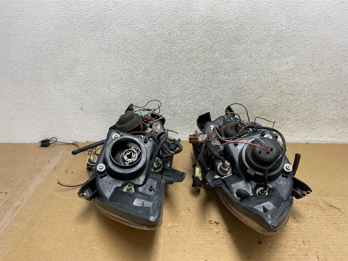 2005 to 2010 Scion Tc Left+Right Side Set Black LED Headlights AH4209 DG5