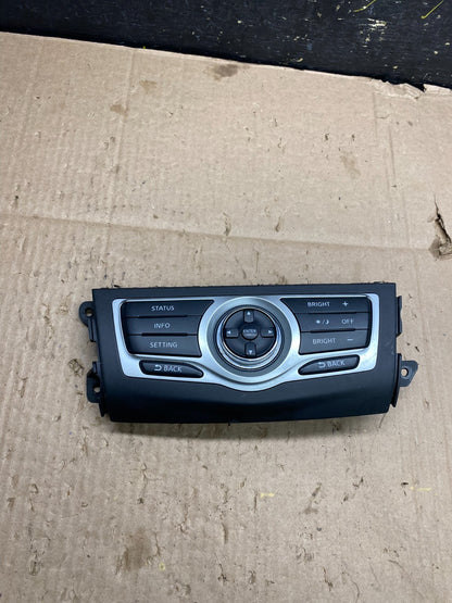 2009-2014 Nissan Murano AM FM Radio CD Control Panel Y5395 DG0