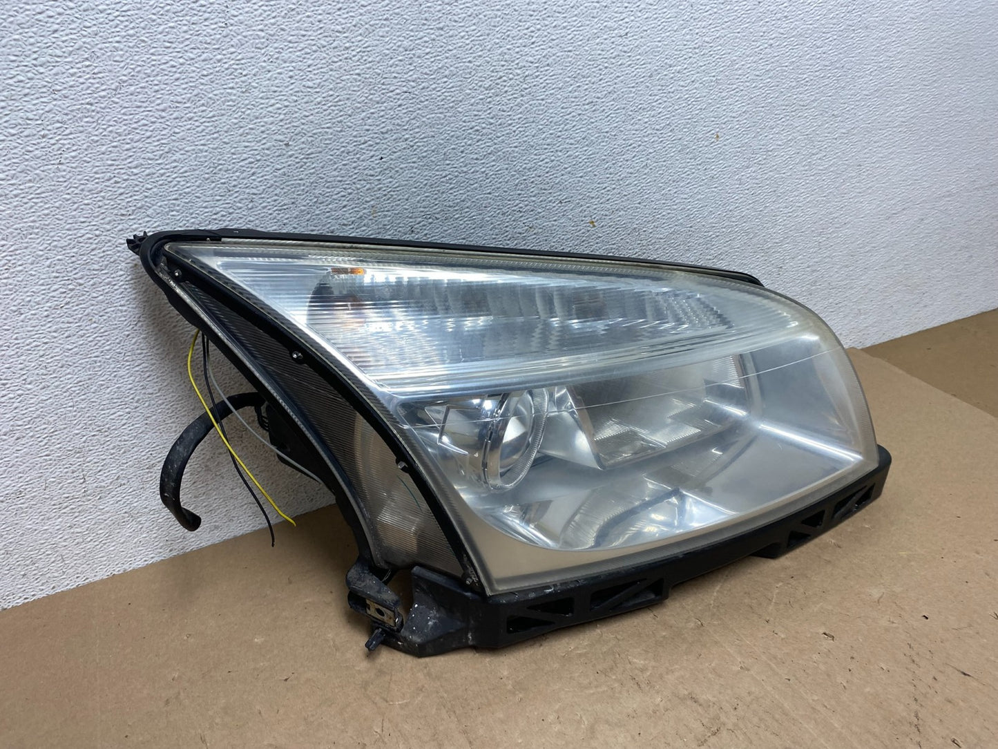 2006 to 2009 Mercury Milan Headlight Right Passenger RH Halogen AE6769 DW2