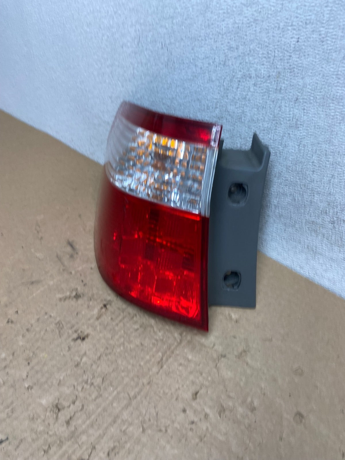 2005 2006 2007 Honda Odyssey Left Driver LH Side Tail Light DEPO AF8109 DW1
