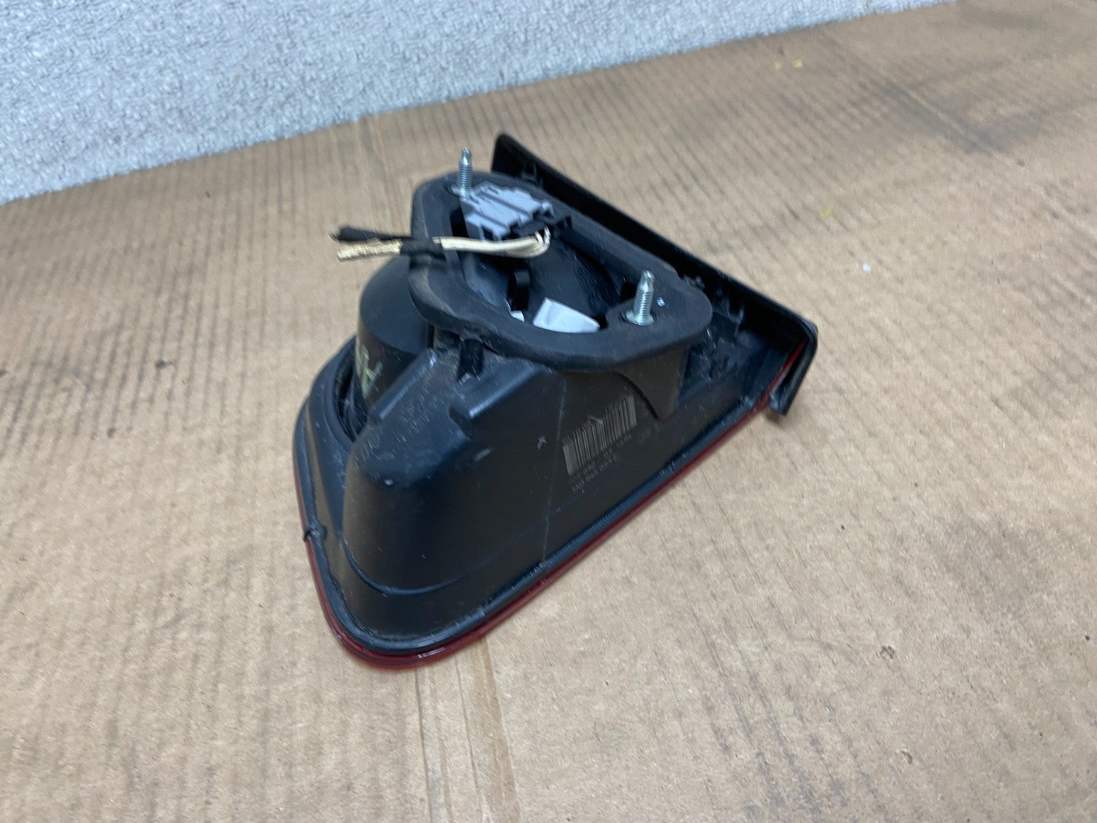 2009-2011 Volkswagen Tiguan Left Driver LH Side Inner Tail Light OEM AA5265 GD6