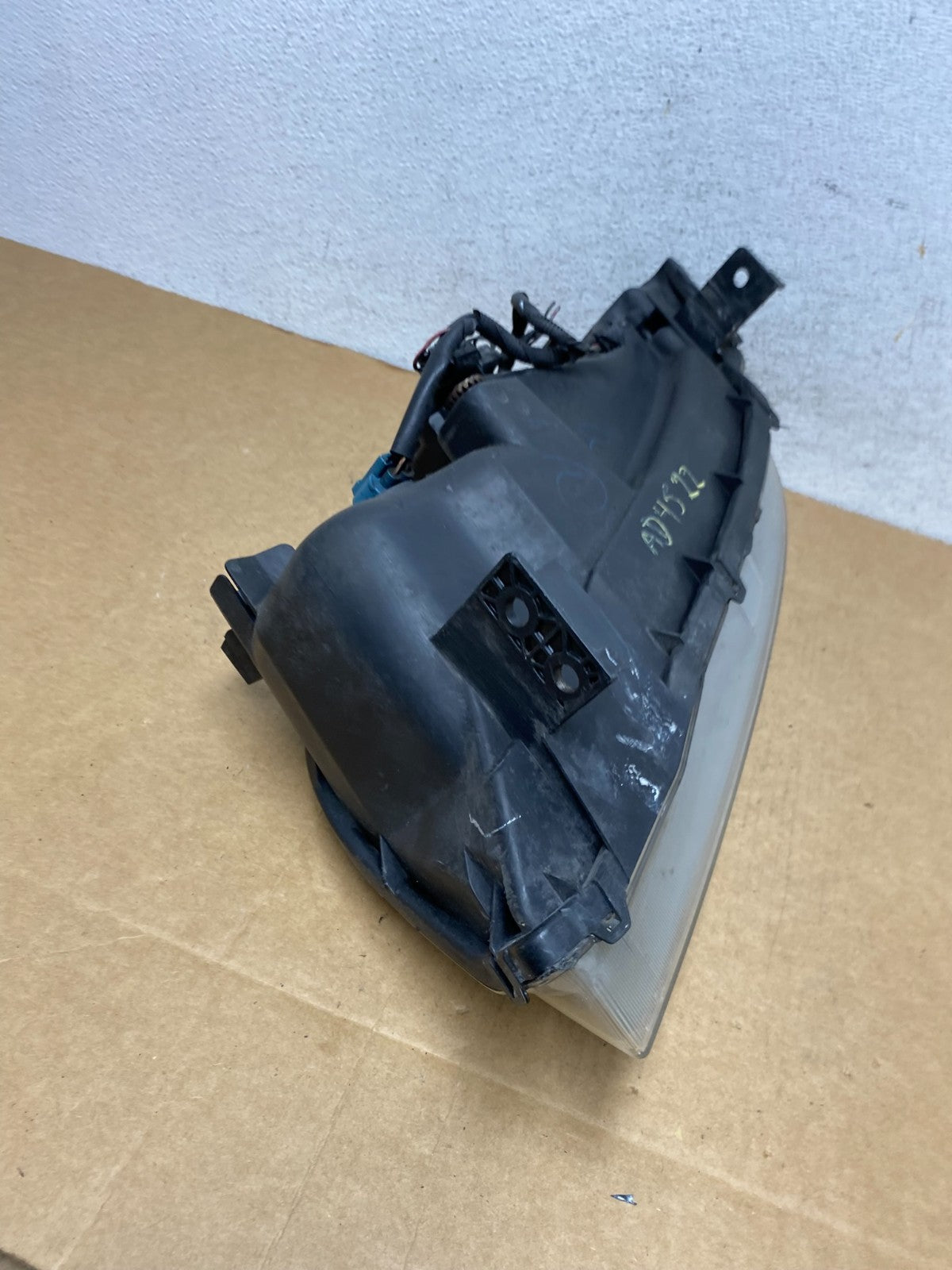 2004 2005 2006 Acura MDX Right Passenger RH Headlight Halogen AD4522 DW8