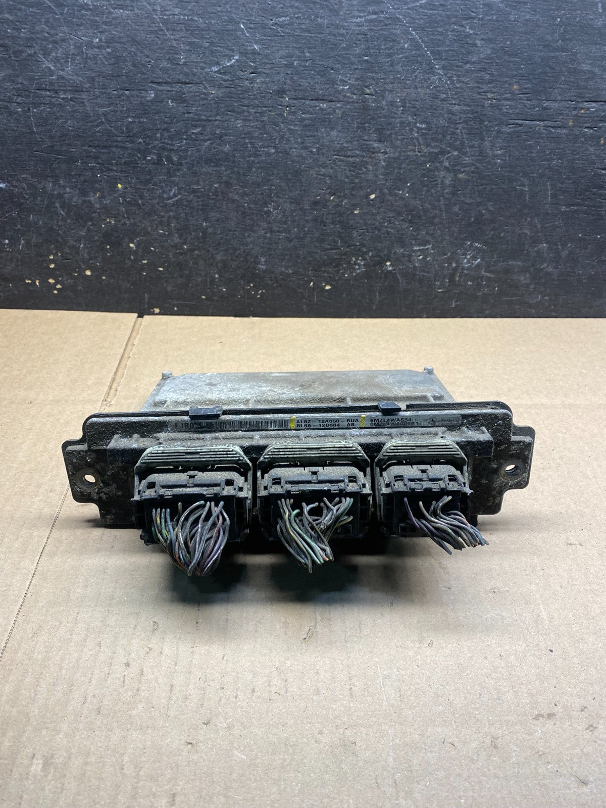 2012 Ford Escape 3.0L ECU ECM Computer Module AL8Z-12A650-BUA v6498 DG1