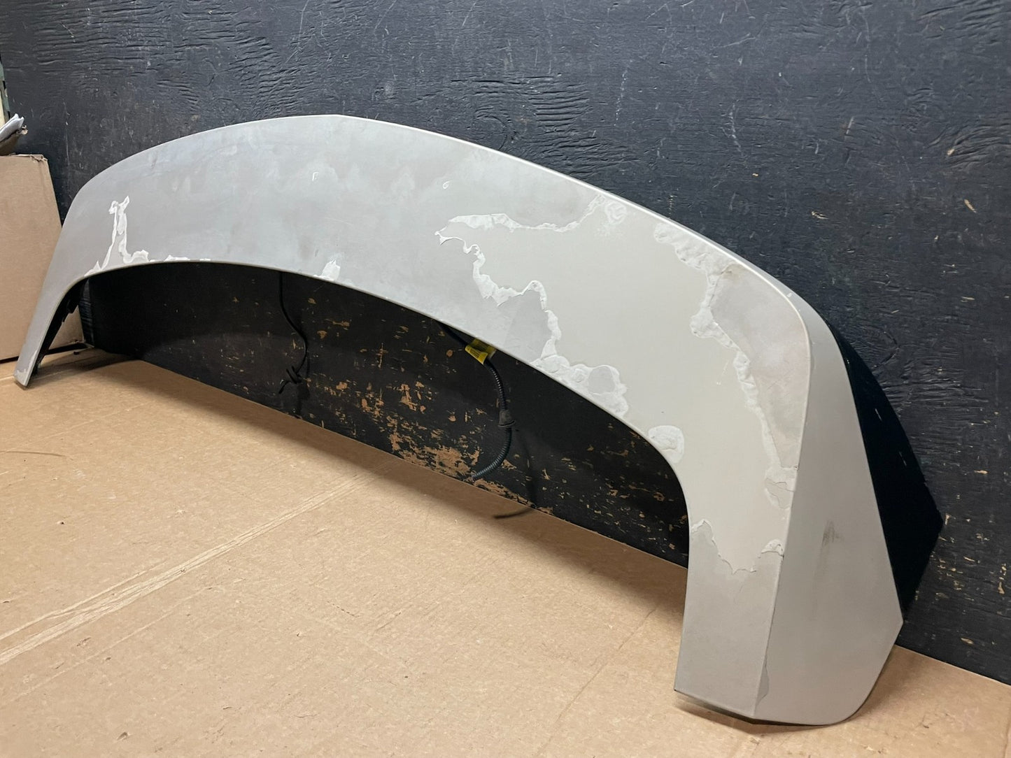 2010-2016 Cadillac Srx Upper Rear Spoiler Wing Brake Light Oem z5758  DG1