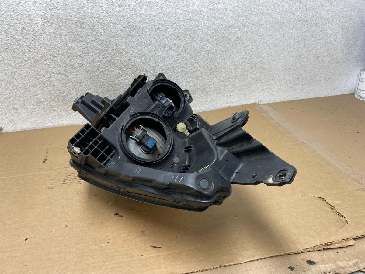 2009 to 2012 Chevrolet Traverse Right Passenger Halogen Headlight AH3130 DW8