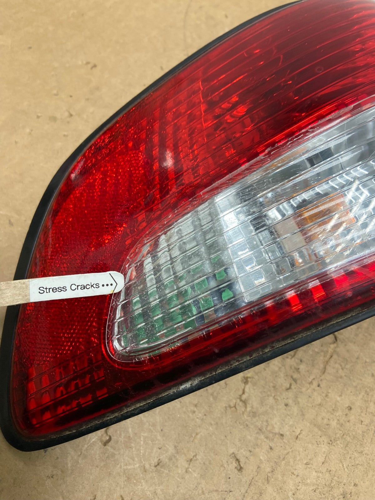 2001 2002 2003 Toyota Sienna Left Driver Lh Side Tail Light AD0662 LK4