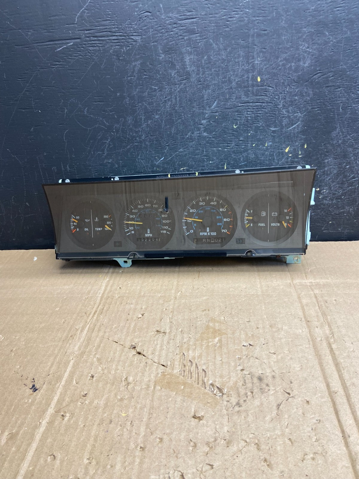 1984-1990 Oldsmobile Cutlass Ciera Dash Speedometer Instrument Cluster AE17810