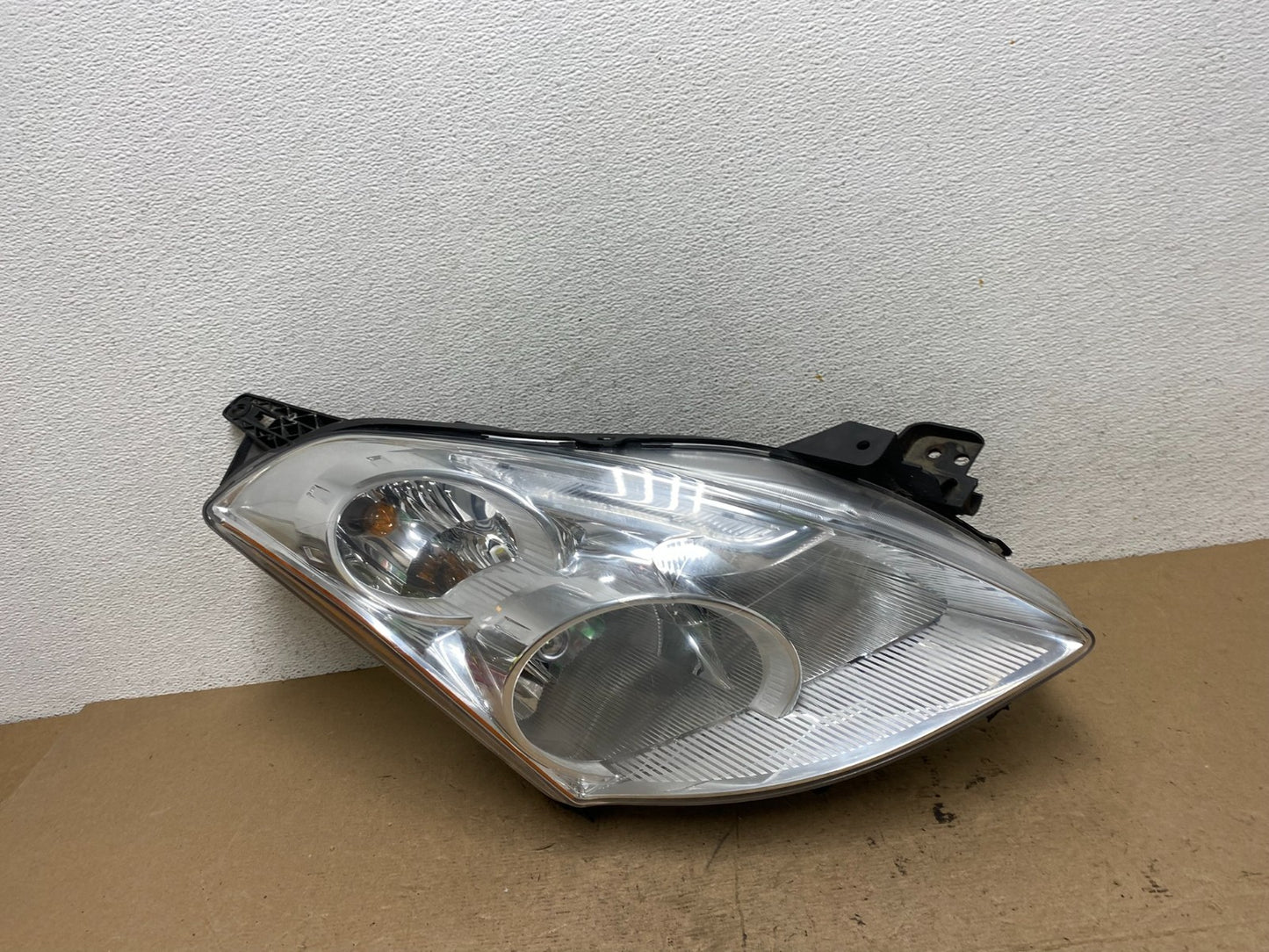 Sedan 2010 - 2012 Nissan Altima Headlight Xenon Right Passenger Rh AF5692 DW0