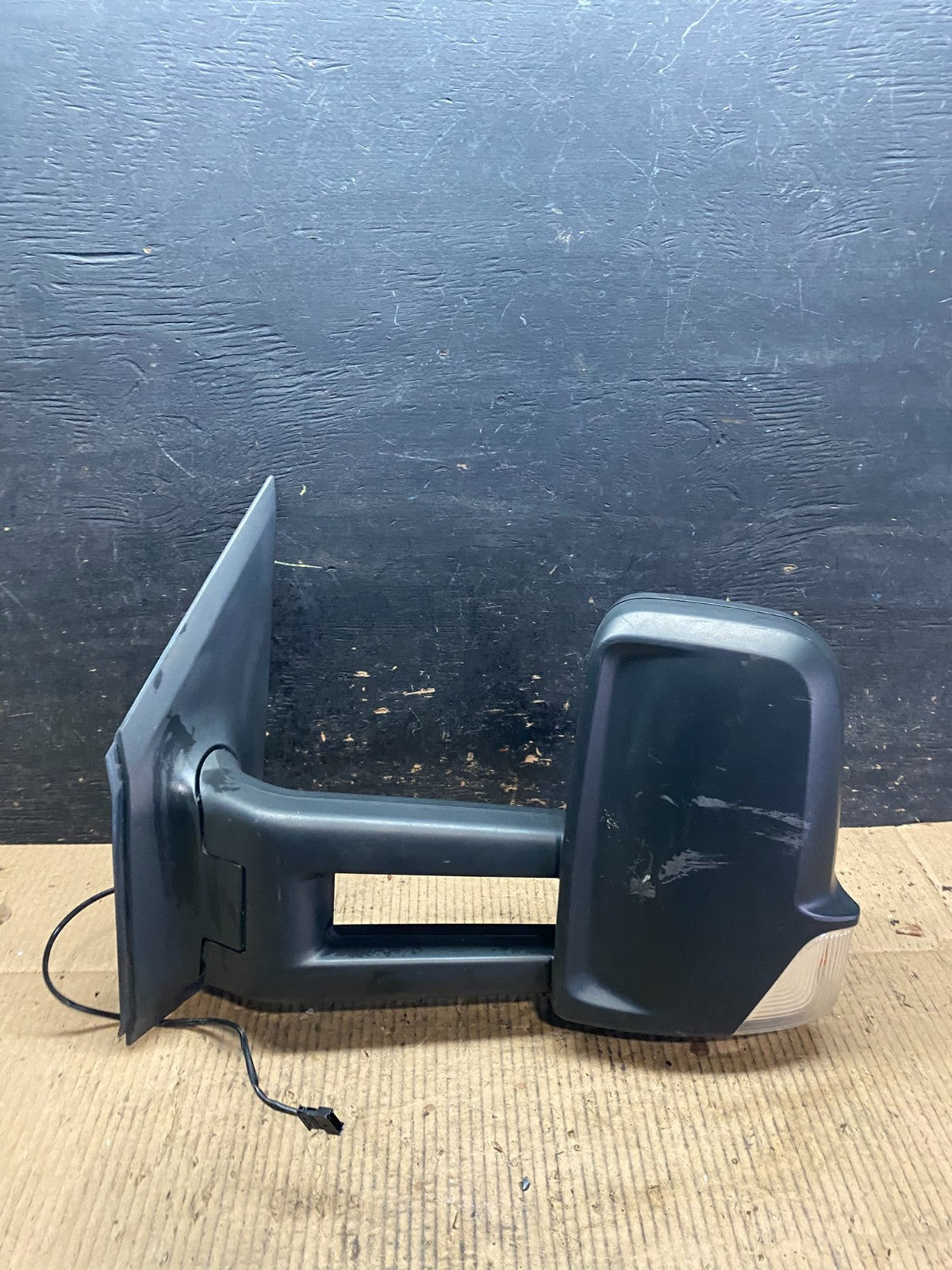 2007 to 2018 Mercedes-Benz Sprinter Left Driver Side View Door Mirror T6702 DG0