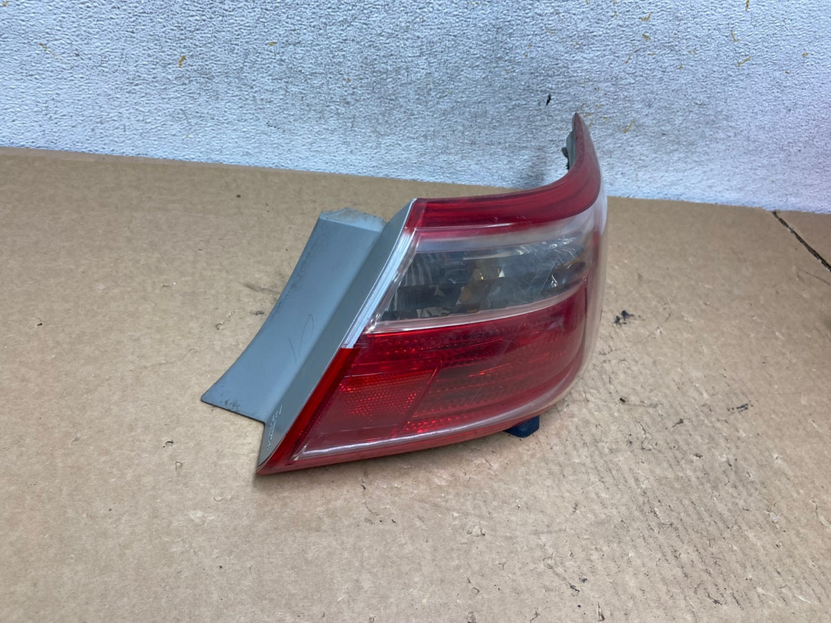 2007 2008 2009 Toyota Camry Right Passenger Side Tail Light AI3520 LK2