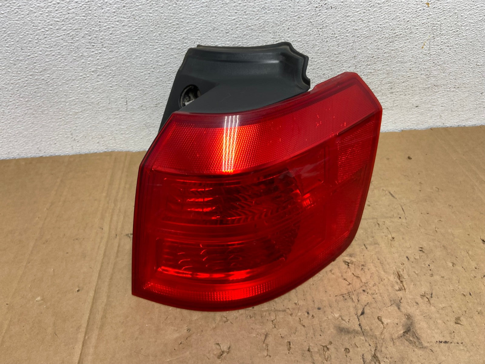 2010 to 2017 GMC Terrain Halogen Right Passenger Rh Side Tail Light AD3095 LK0